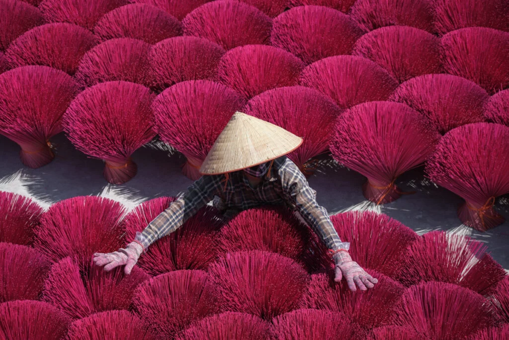 Vietnam Incense Village Tour (Quang Phu Cau) From Hanoi